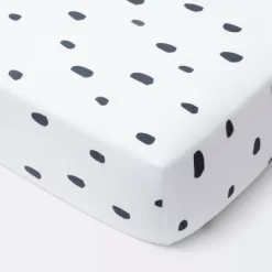 Dash Marks Crib Fitted Sheet - Cloud Island™ White/Gray -Cloud Island™ GUEST 1df54df0 d2d6 49ef b6b7 1581a8d8e61b