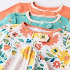 Baby Girls' Layette Garden Gifting Bundle - Cloud Island™ Floral -Cloud Island™ GUEST 28344a3a f29b 498d 8aee 6fdd370b79a5