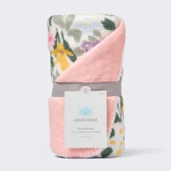 Plush Baby Blanket - Painterly Floral - Cloud Island™ 8 Plush Baby Blanket - Painterly Floral - Cloud Island™ -Cloud Island™ GUEST 45906c22 7e9d 448c 92ca 2f2fdf07b8f2