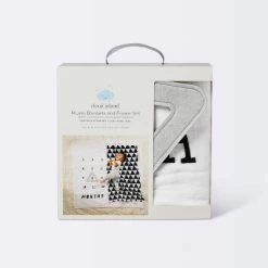 Muslin Blankets With Felt Frame Triangle - Cloud Island™ White/Black -Cloud Island™ GUEST a698c80c 138e 4663 a0e2 5773a1fd7342