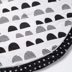 Round Activity Playmat Scallop - Cloud Island™ Black/White 8 Round Activity Playmat Scallop - Cloud Island™ Black/White -Cloud Island™ GUEST bfb54f99 5c39 4d66 95dc 076cdbb5665d