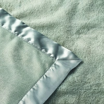 Solid Satin Edge Plush Blanket - Green - Cloud Island™ 4 Solid Satin Edge Plush Blanket - Green - Cloud Island™ - Image 2